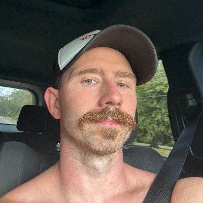 SweetMachineFit's profile picture. Holistic natty bodybuilding