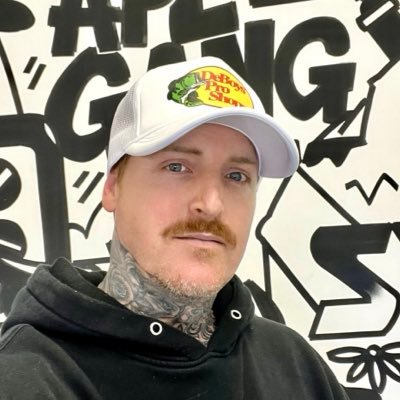 BryanVeeApe's profile picture. Artist & Founder @okinalabs. Building MADE™ NETWORK @madebuilt | XRP @padox_io | @boredapeyc | @pudgypenguins | @azuki