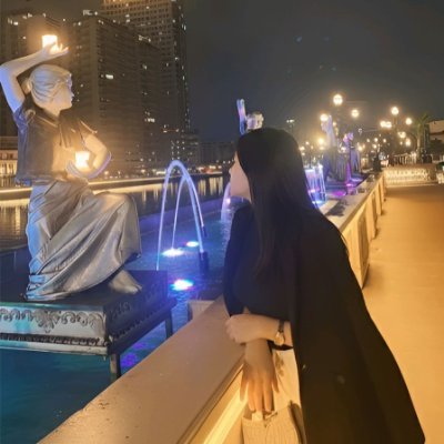 MonaWinee's profile picture. Creating fashion👗
Mastering finance📊
Fueling speed🏎
Finding zen🧘‍♀️
 — USA living🇻🇳🇺🇸