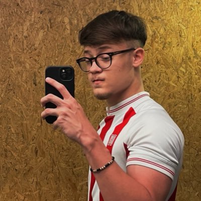 joaoviniciusnpp's profile picture. o homem coletivo sente a necessidade de lutar