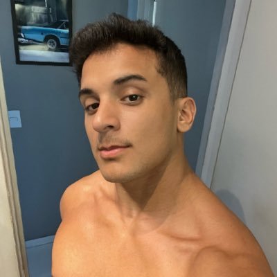 rominfrota's profile picture. Seja maneiro