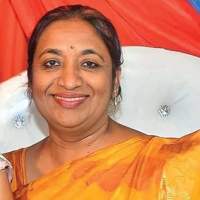 HoppA_RSA1's profile picture. Dr HOPPA RSA | ECONOMIC FREEDOM IN MY LIFETIME ✊🏼🌍⚖️ | #VOTE EFF 2026 | UNITED WE STAND | DEVIDED WE FALL | ✊🏿 🇿🇦 BLACK TWITTER 👨🏻‍🎓....Marxist-Leninist