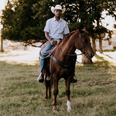 lewis_tory's profile picture. LU 💙🧡👨🏾‍🎓 1914🤘🏾