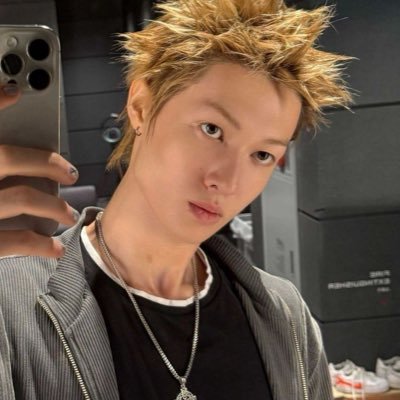 cortisnxtdr's profile picture. everlong by foo fighters