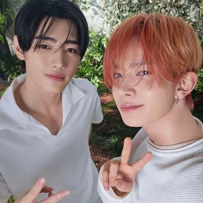 SunghuoonPark's profile picture. :3