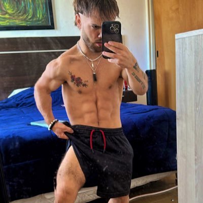 xlittlehotx's profile picture. (My first account+1M was hacked💔)This is my humble page🥺📱+1.000 Videos 𝐍𝐨 𝐚𝐝𝐢𝐭𝐭𝐢𝐨𝐧𝐚𝐥 𝐜𝐨𝐬𝐭💦CUM, SEX VIDEO🏳️‍🌈, *Chat REAL👨‍❤️‍💋‍👨👇🏾