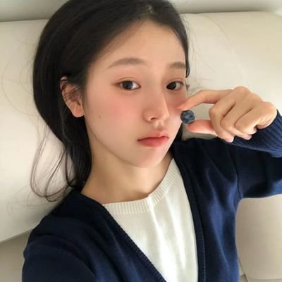 hourslyy's profile picture. seu amor delicado