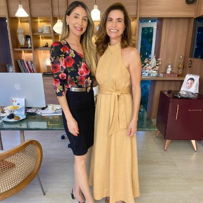 CamilaZdpfu's profile picture. I am a shareholder and CFO of a medical device company, and I also have diversified investments, including cryptocurrencies.