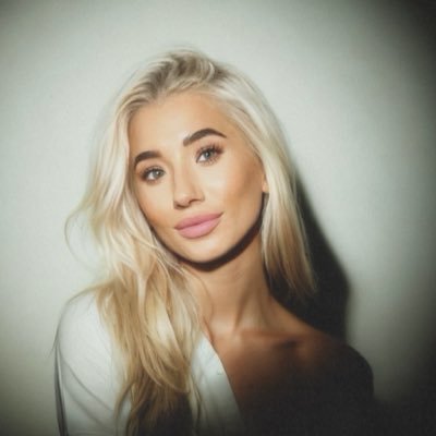 KatelynMasek's profile picture. social media + influencer marketing pro | turning likes into loyalty & followers into fans | strategy, storytelling & a sprinkle of viral magic ✨📱