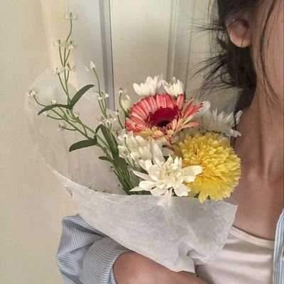 pimzeneiilio's profile picture. #dek72 🫧🐠
Goal : mwit36 , pcshsbr33 , SCiUS SUT, POSN bio