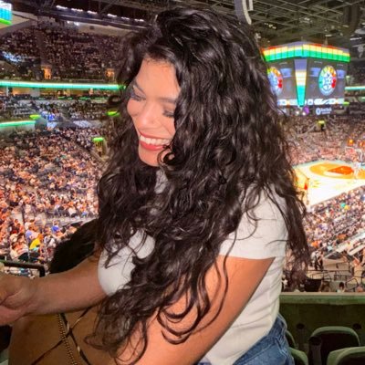 krystashayeoh's profile picture. Hija de Lodi | 🏳️‍🌈 | she, her, élla | freedom side forever 👐🏽 | opinions are regretfully my own 🍉