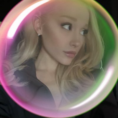 honeymoonhan's profile picture. ࣪ ˖ 𖦹°#1 moonlight stan⋆⁺₊⋆ ☾⋆⁺₊⋆