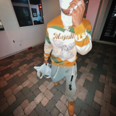 pablopunisha's profile picture. CEO ⁷⁷⁷ 🍴| 🤴🏾of POV | Urban ✖️ Award Winner ‘25 🏆 | 📩 All Ads/ Brand Deals Inquiries : Pablopunisha@gmail.com