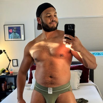 EvanicciTheAlt's profile picture. Just a tall top in the desert 🌵| 31 | 6’4” | 235 | 18+ Only | NSFW 🔞| Pup Spark⚡️