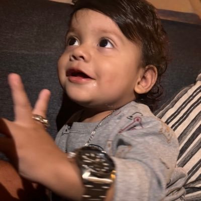 Emanisover9000's profile picture. 