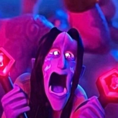 rosterbug's profile picture. I might do art 🔞