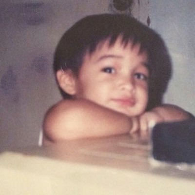 lovesLJcarr's profile picture. 