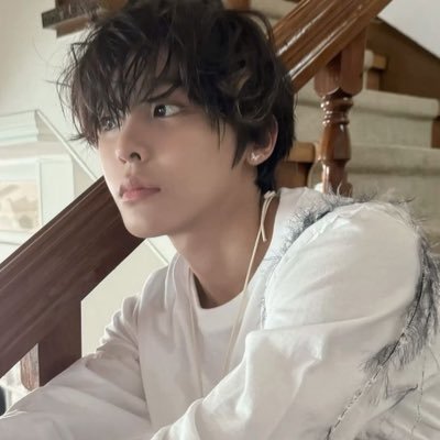 skwojae's profile picture. ──★ 𝒃𝒏𝒔 𝒂𝒄𝒄