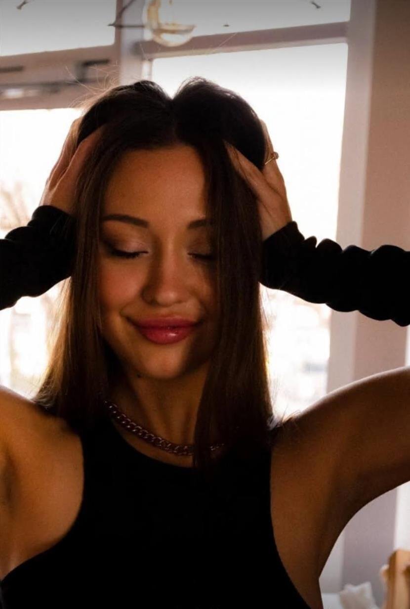 AmieCiara63099's profile picture. 🌙 a little lost, beautifully found @B1ankalove