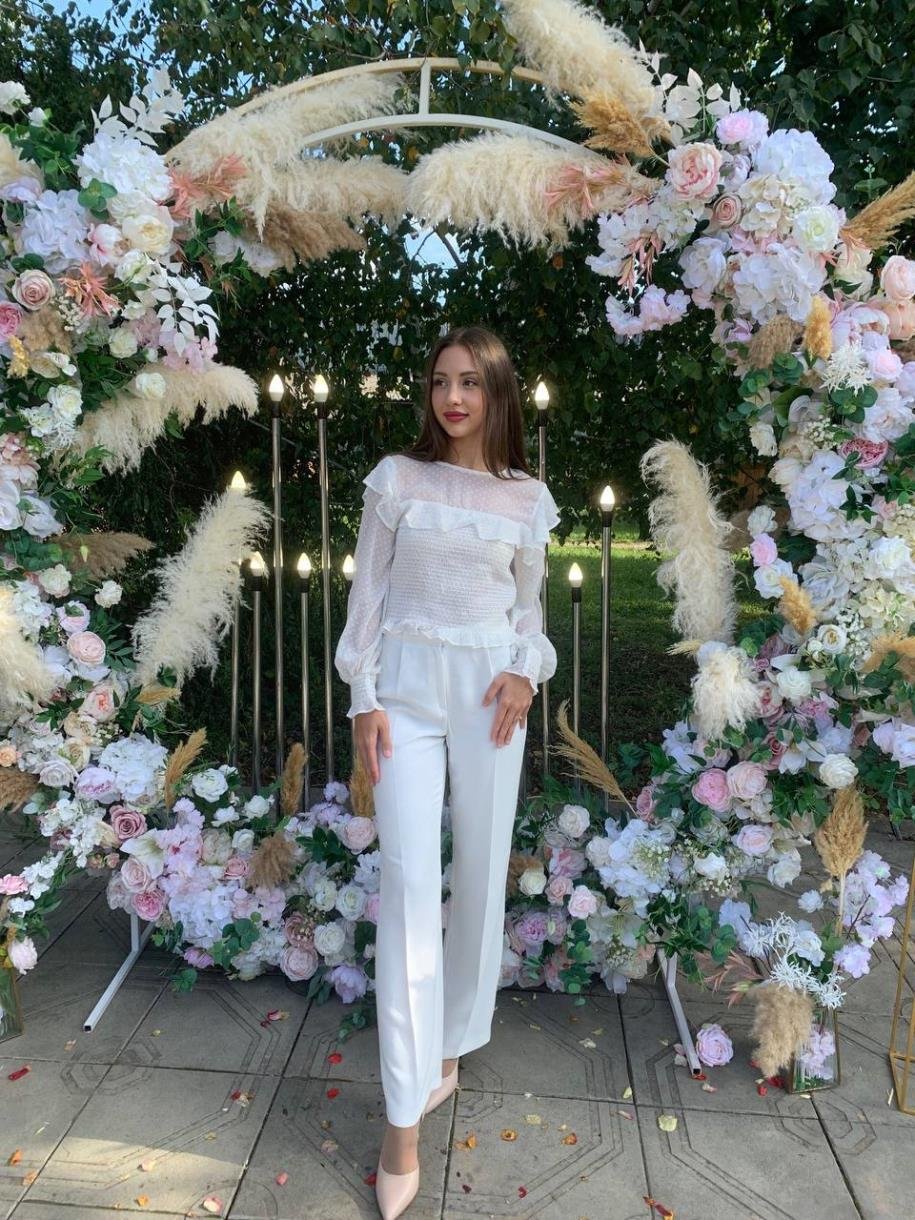 AlyseLinn68742's profile picture. 🌸 @B1ankalove wearing calm like couture 💫 💋