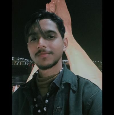 lahumulaggaya's profile picture. वैसे तो तेरी ना में भी
मैंने ढूँढ ली अपनी ख़ुशी