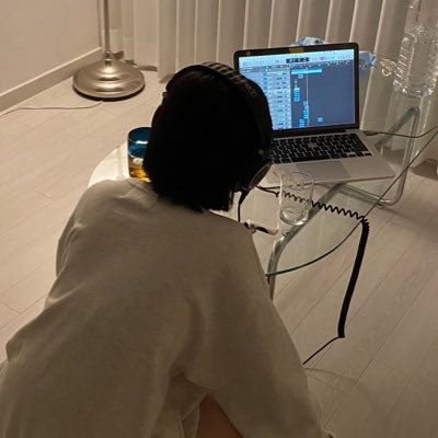 shucokehua's profile picture. 