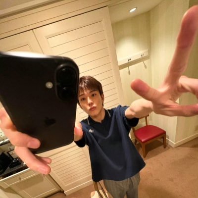 arcticosin0824's profile picture. 