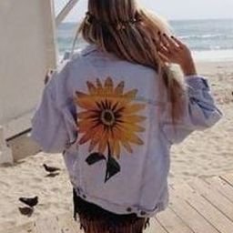 Sriefva23930's profile picture. 