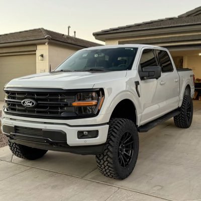 dawsonhenryb's profile picture. Foot fetish connoisseur 🦶😜| Forex and crypto enthusiast 📊📈