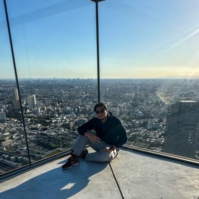 zzulete's profile picture. 