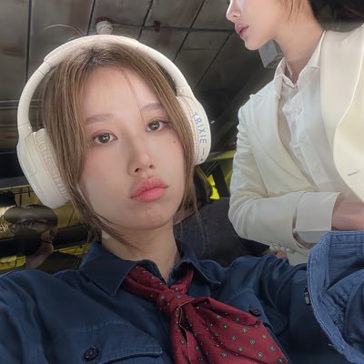 trixi_eedits's profile picture. luv women so i edit women