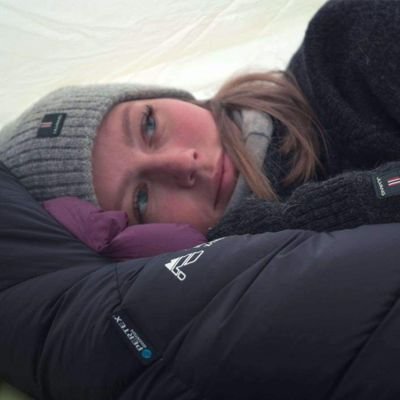 ExploreCosmos_'s profile picture. Canadian Astrophysicist • Chasing distant worlds & mountain peaks • Breathing with the Earth through yoga • Writing what the soul whispers.