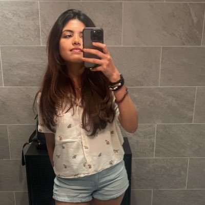 meenakshadylol's profile picture. guess who's back
