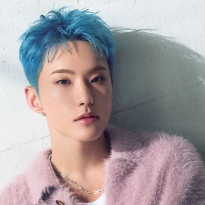 _Ho5hi17's profile picture. 