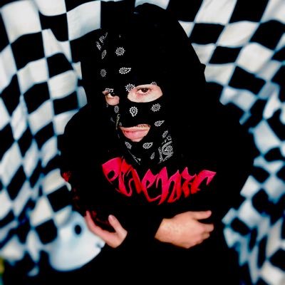 svdbyparis's profile picture. professional x poster, i make music too โพ @thescera