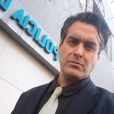 pauldebat's profile picture. músico profesional