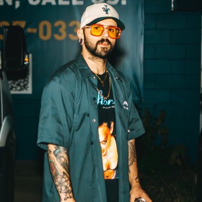 CockJakeWatson's profile picture. Guitar @out4bloodhc @weallrot_ | Engineer 🎛️🎚️@francinedurst 💋