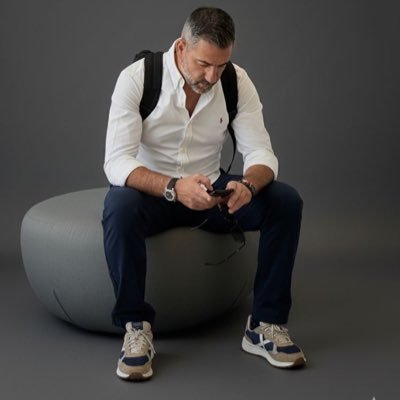 jaimethegaditan's profile picture. Padre y amigo. Me gusta tomarme mi tiempo y disfrutar ‘perdiendo’ el tiempo. Culé. Vivo entre mis mujeres, mis bicis, el póquer y la música.