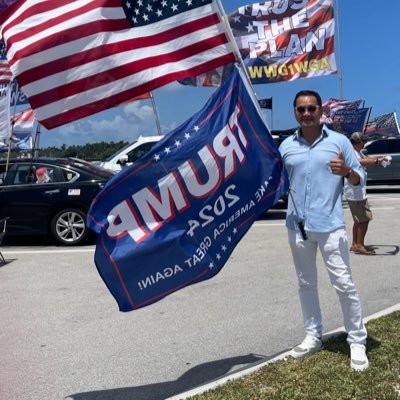 futuretrader69's profile picture. THEY/LIED