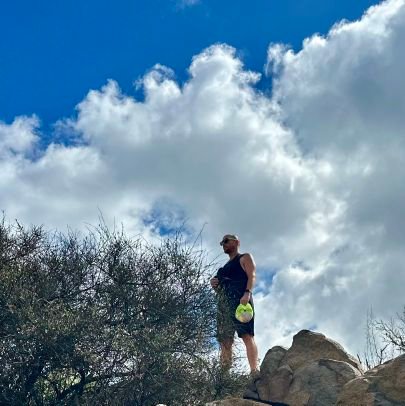 AuthenTicTock's profile picture. 👉 @preludetoamill FAM 👈 Son | Big Bro | Music Person | Cat Father | Villainous Vigilante 💚🖤💚 | 51% Sativa/49% Indica { #STRENF ✊ } | 📸/👻: @AuthenTicTock