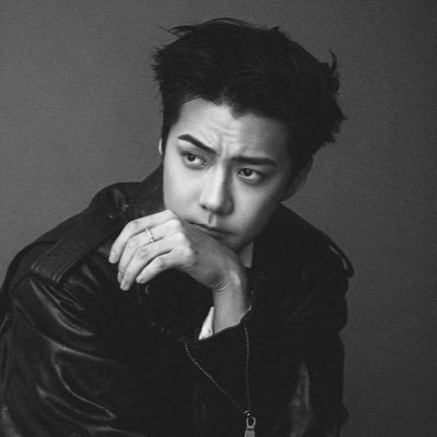 ynorised's profile picture. hate me? that’s good i hate me too