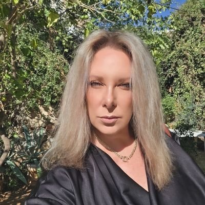 Orit31338986's profile picture. אם טובה ואם רעה, אם קלה ואם קשה, אם זולה ואם יקרה, זוהי ארצי. זאב ז'בוטינסקי