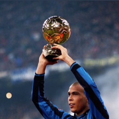 privvaza's profile picture. 