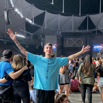eenzzo14's profile picture. 
