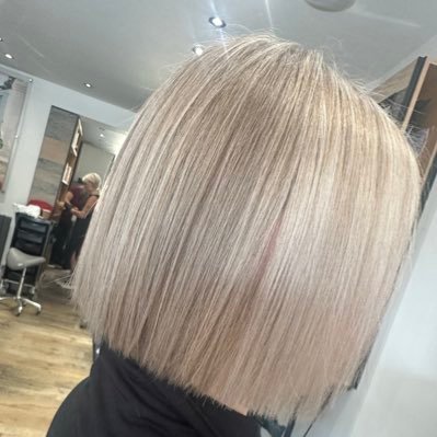 Harperandquinn's profile picture. Harper and Quinn. Cutting edge Hair Salon in Wilmslow, Cheshire. Pop in any time for a Complimentary Consultation or call us on 01625 549900