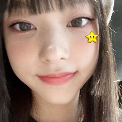 jeanzllit's profile picture. 