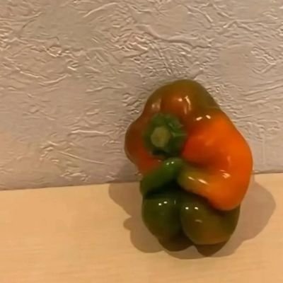 eherain's profile picture. 24