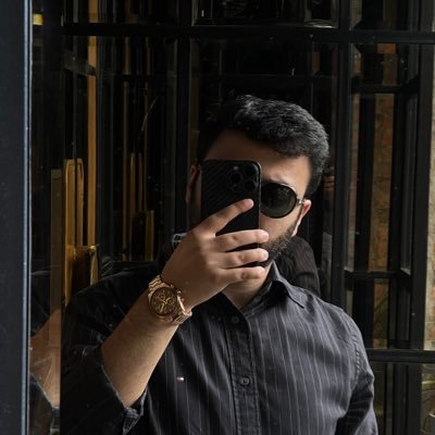 NoumanQadri's profile picture. it’s hammer time