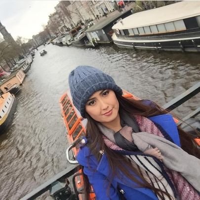 EmilyGary1180's profile picture. 