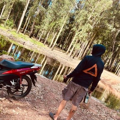 Nathaacosta27's profile picture. Peñarol Peñarol💛🖤 ig: jefferacosta27